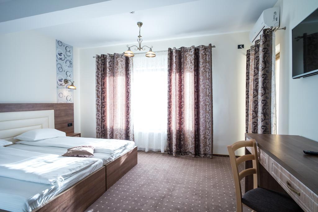 Pensiunea Royal 3*